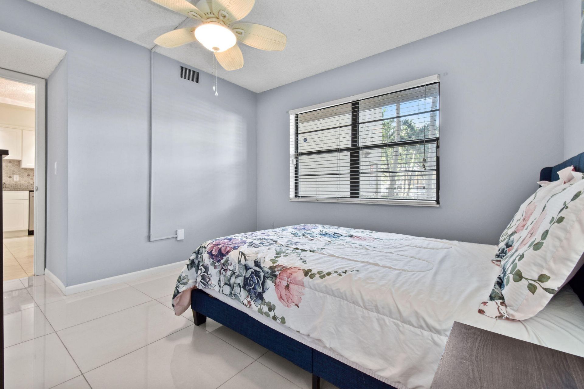 140 Lake Nancy Lane, Unit 112, West Palm Beach, FL 33411 Photo