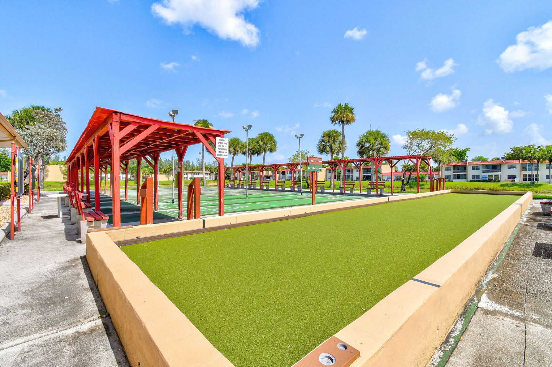140 Lake Nancy Lane, Unit 112, West Palm Beach, FL 33411 Photo