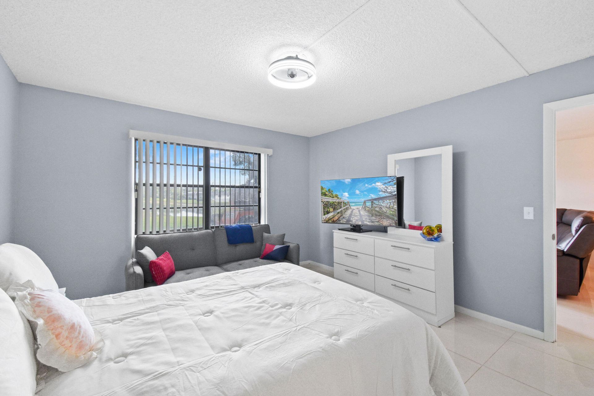 140 Lake Nancy Lane, Unit 112, West Palm Beach, FL 33411 Photo