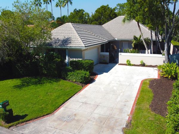 158 Coventry Place, Palm Beach Gardens, FL 33418