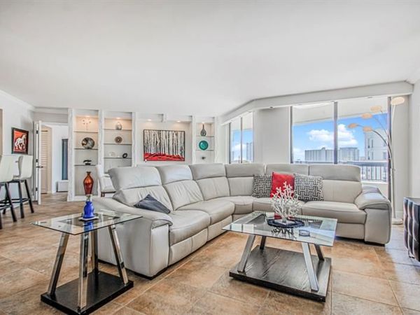 2900 NE 14th Street Cswy, Unit 1008, Pompano Beach, FL 33062