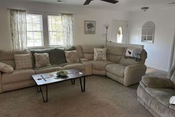 2533 B Watson Street photo 4