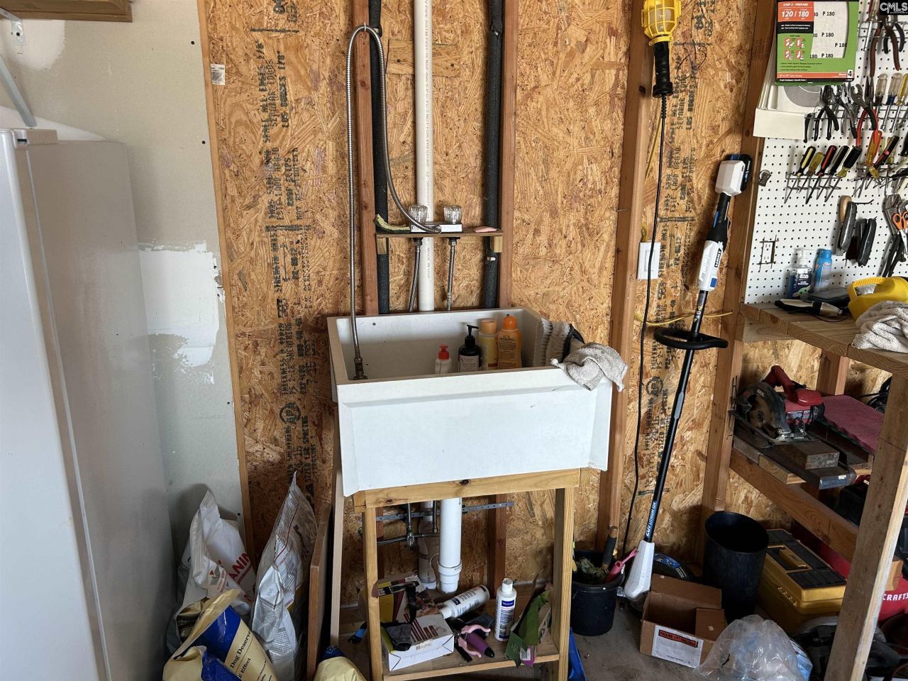 2533 B Watson Street Photo 22