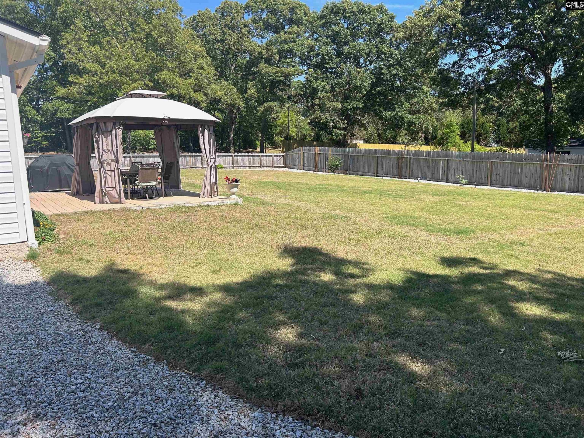 2533 B Watson Street Photo 4