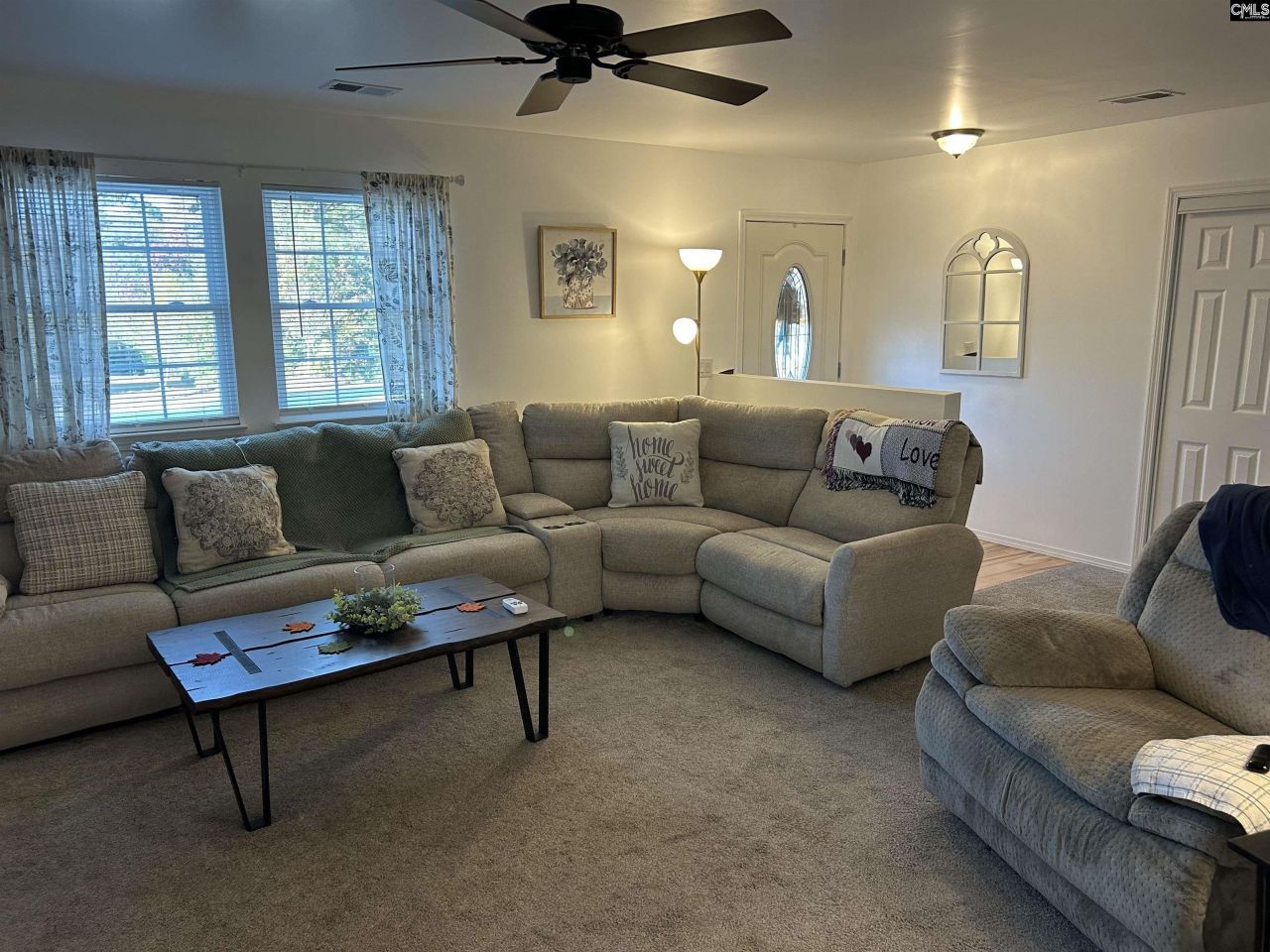 2533 B Watson Street Photo 6