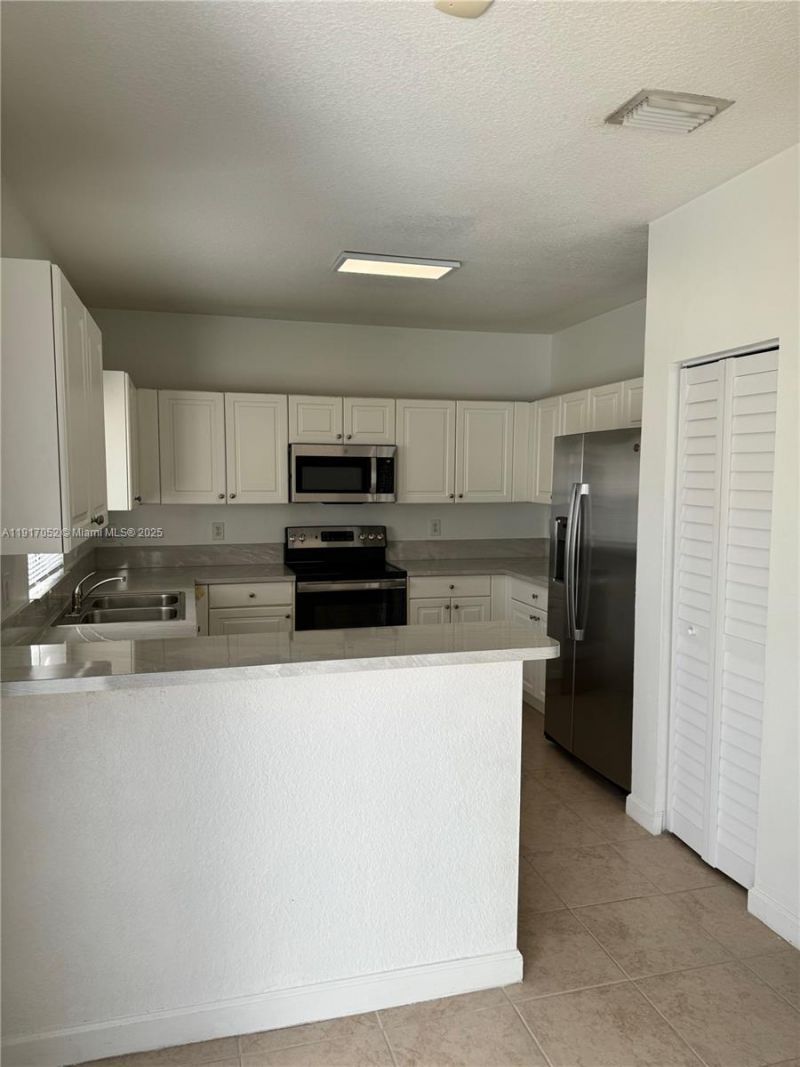 4100 NE 24 Drive, Homestead, FL 33033 Photo