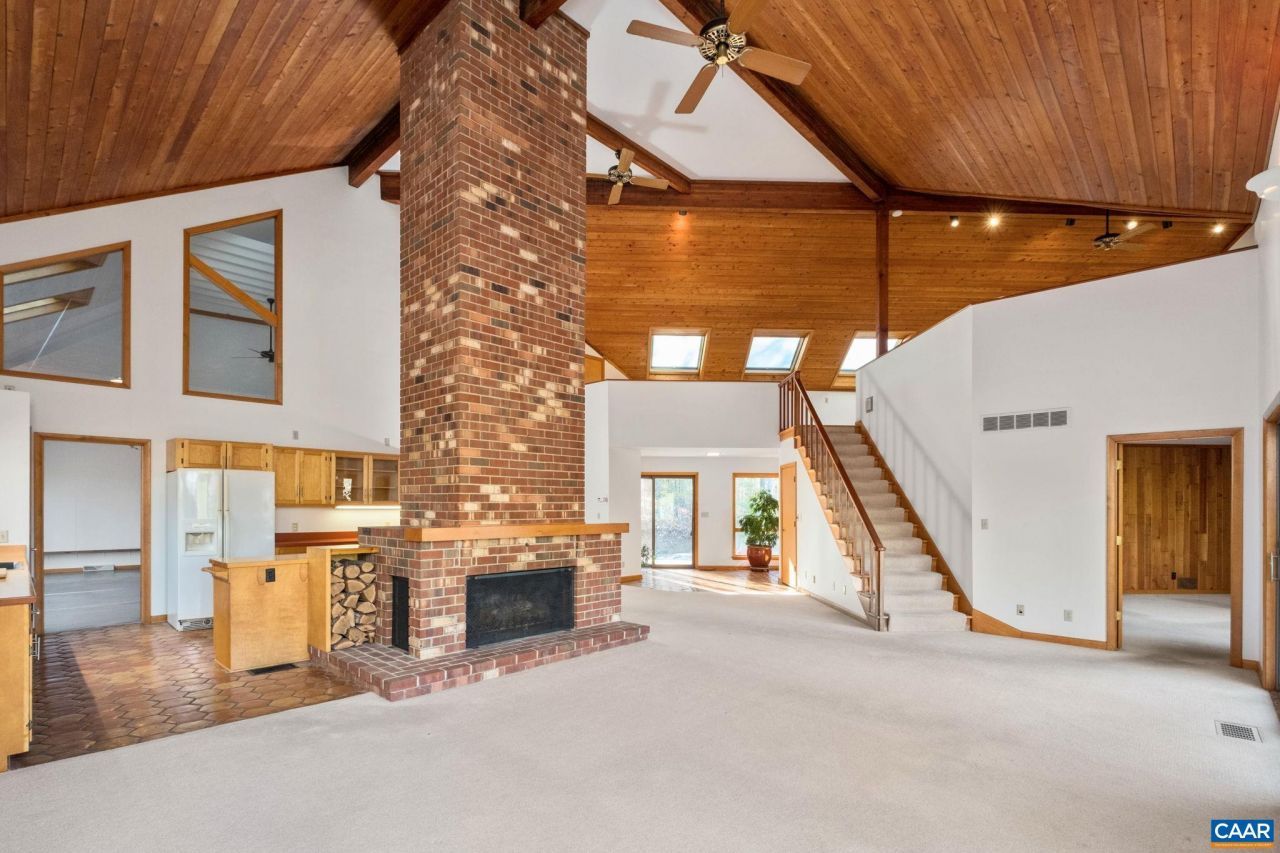 298 Courthouse Mountain Ln, Madison, VA 22727 Main Photo