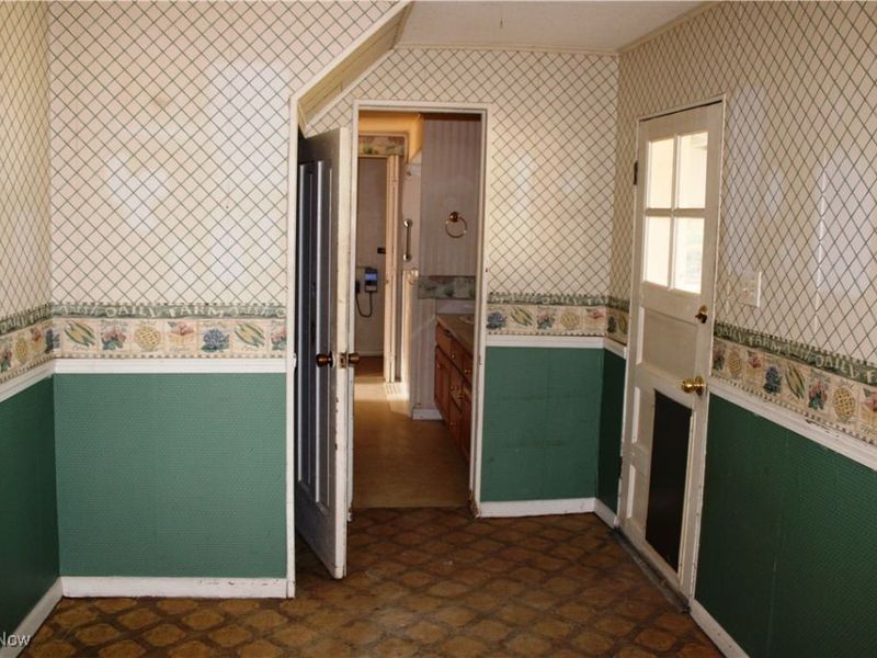 27 E Main Street, Lucas, OH 44843 Photo 11