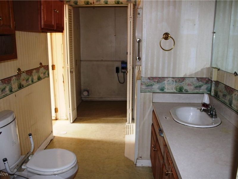 27 E Main Street, Lucas, OH 44843 Photo 12