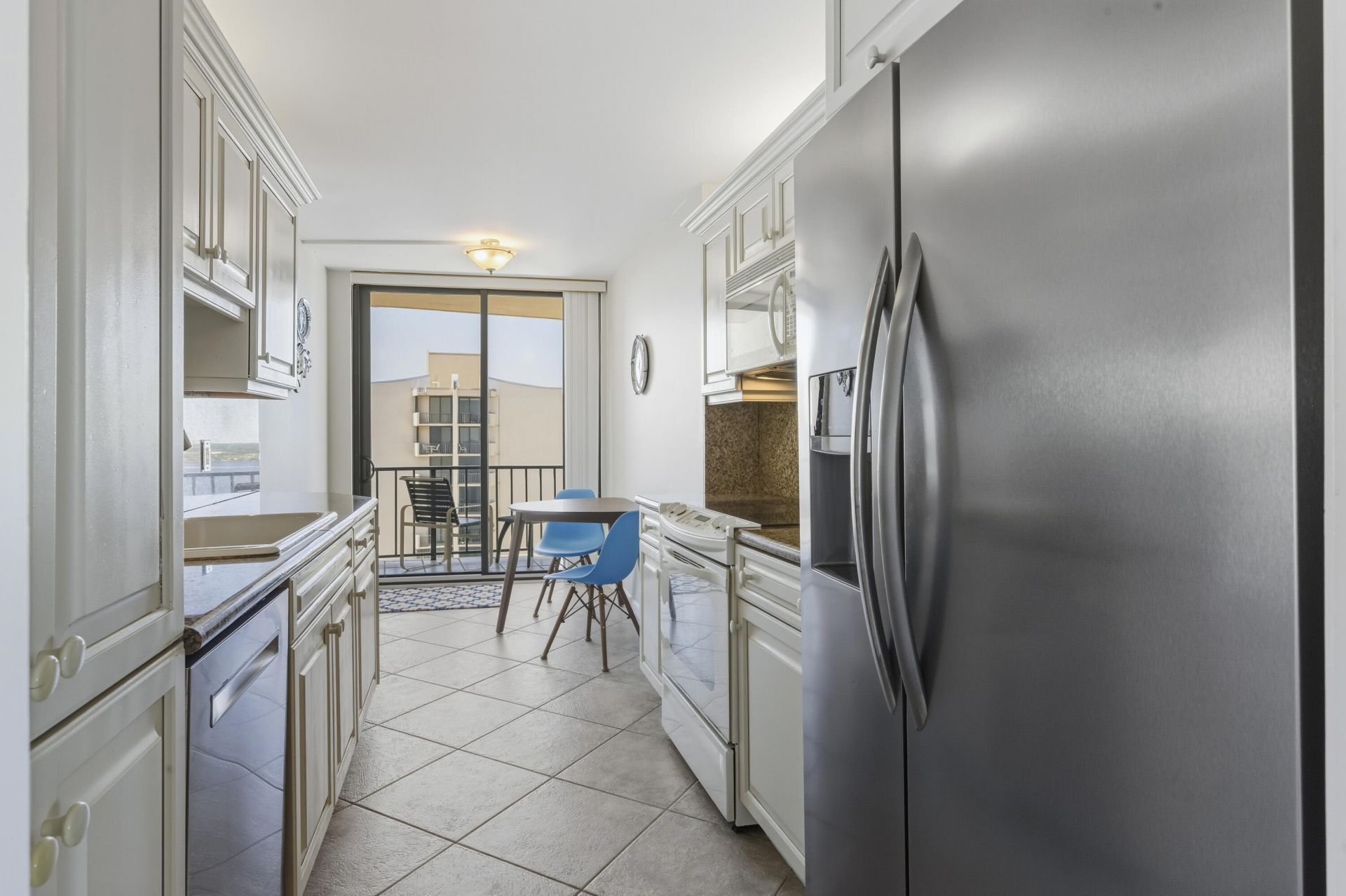 4200 N Ocean Drive, Unit 1-1705, Singer Island, FL 33404 Photo