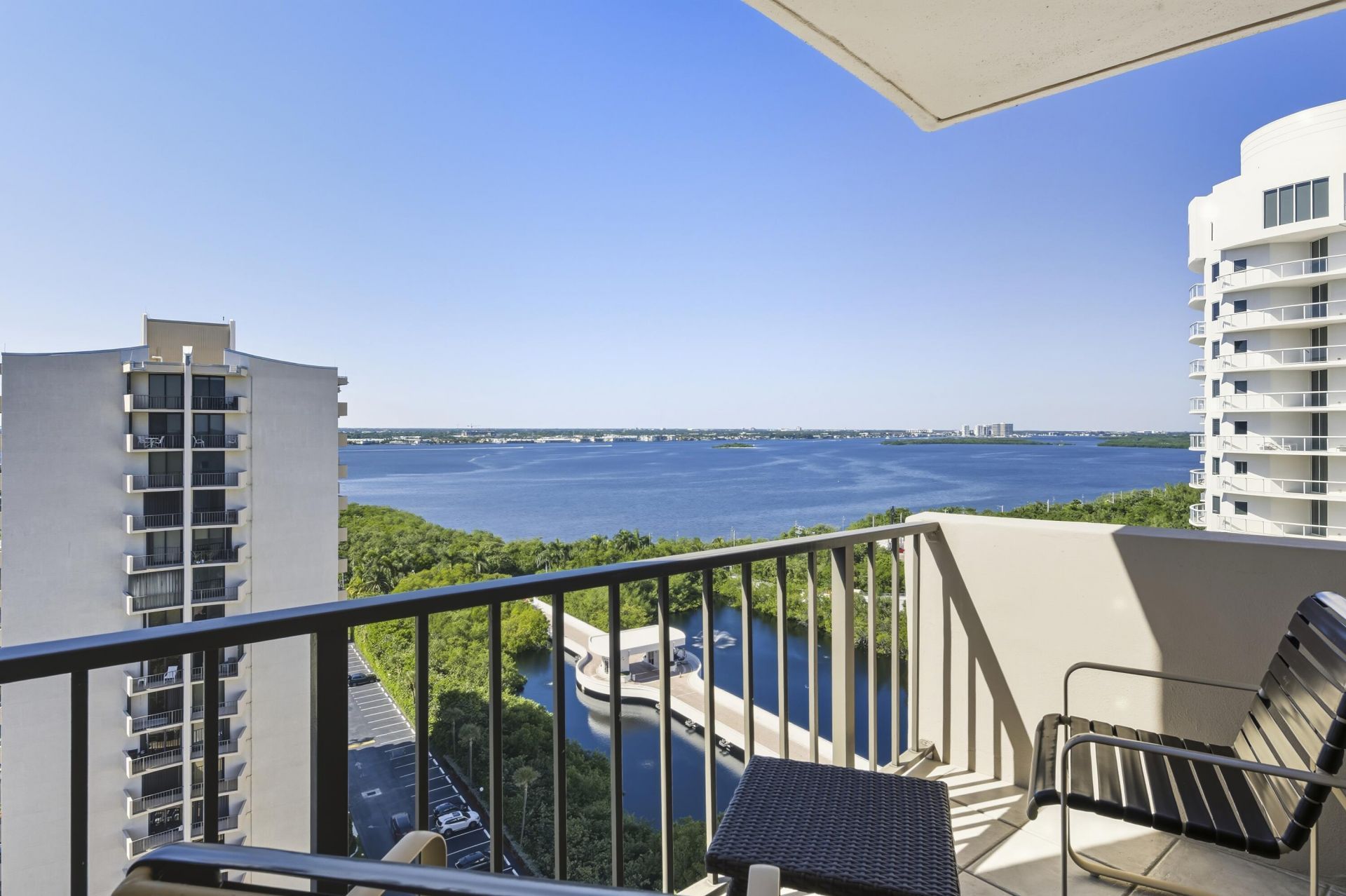 4200 N Ocean Drive, Unit 1-1705, Singer Island, FL 33404 Photo