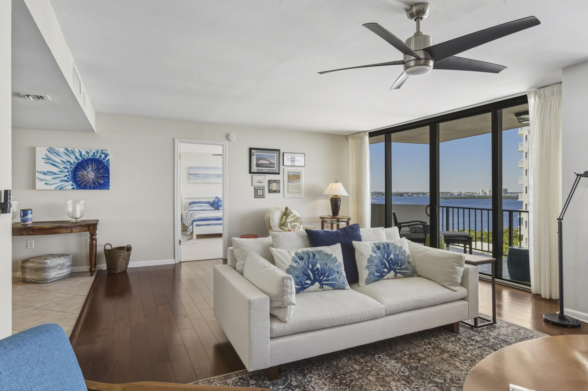 4200 N Ocean Drive, Unit 1-1705, Singer Island, FL 33404 Photo