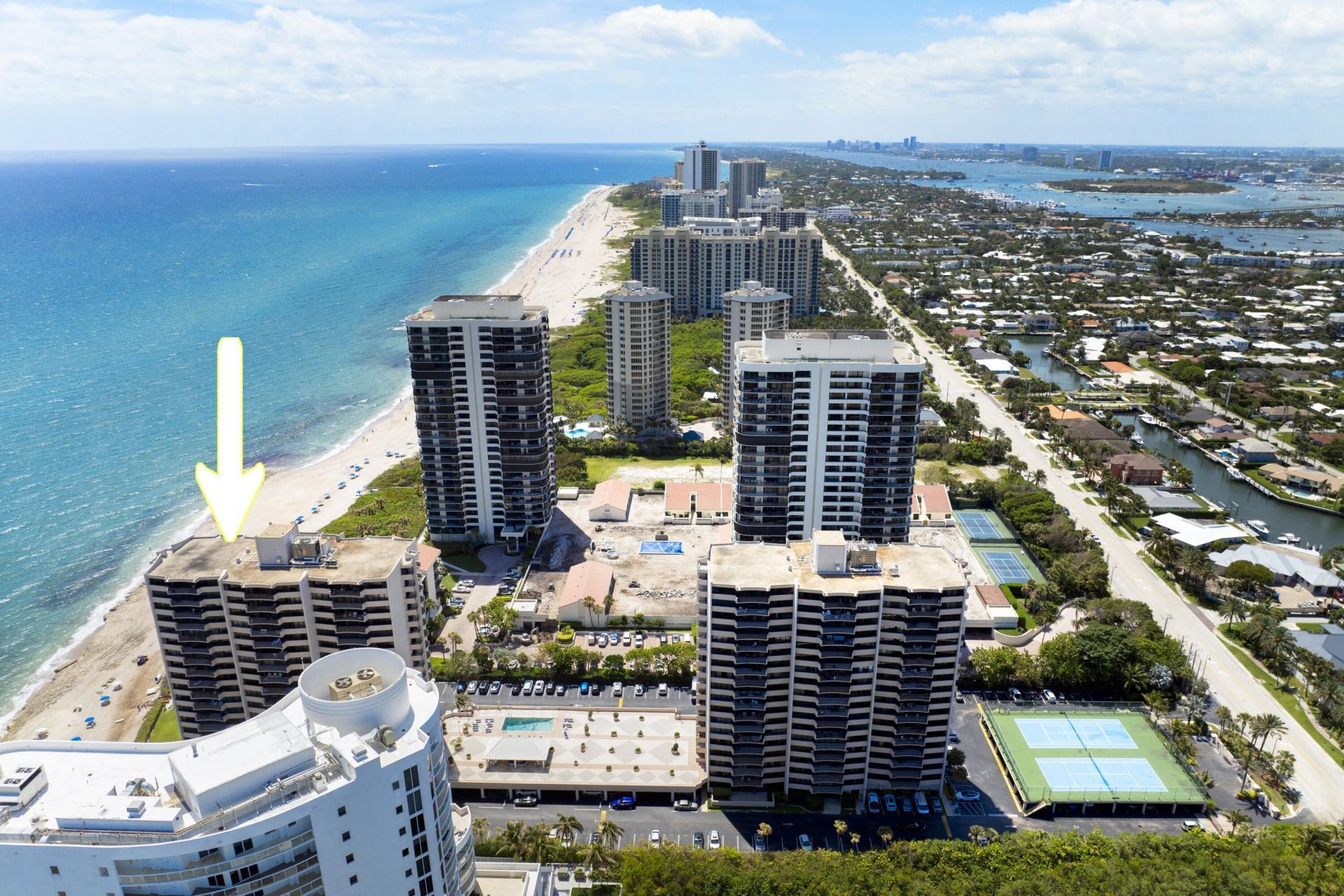 4200 N Ocean Drive, Unit 1-1705, Singer Island, FL 33404 Photo