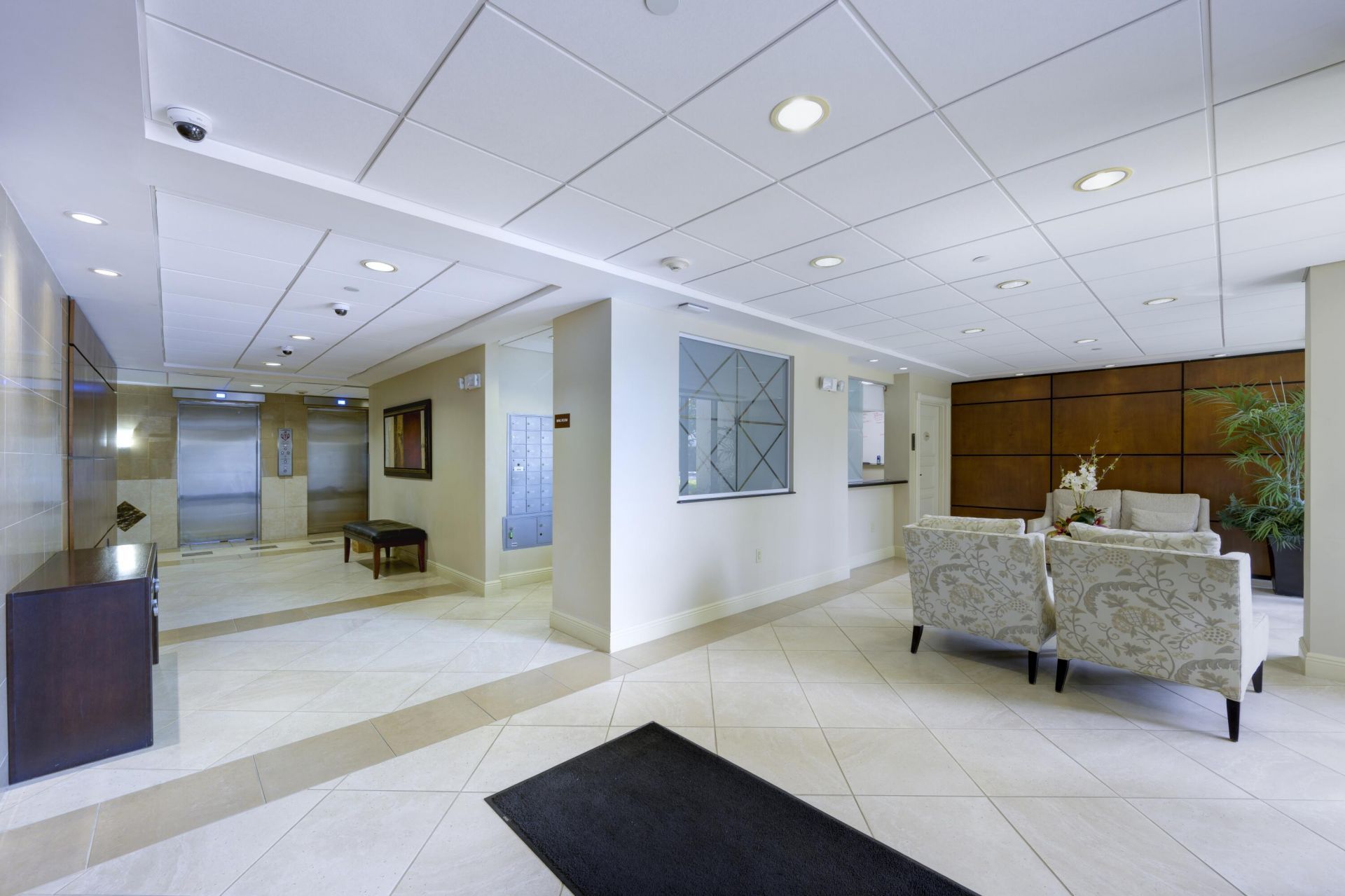 4200 N Ocean Drive, Unit 1-1705, Singer Island, FL 33404 Photo