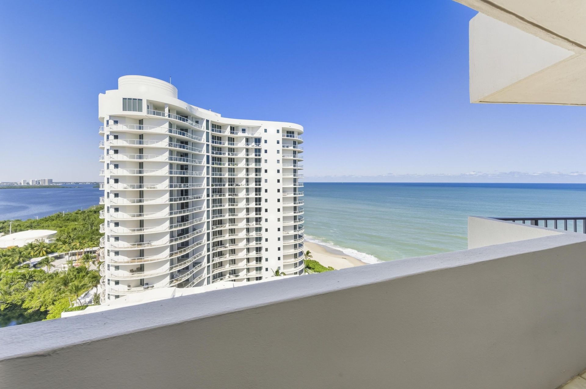 4200 N Ocean Drive, Unit 1-1705, Singer Island, FL 33404 Photo