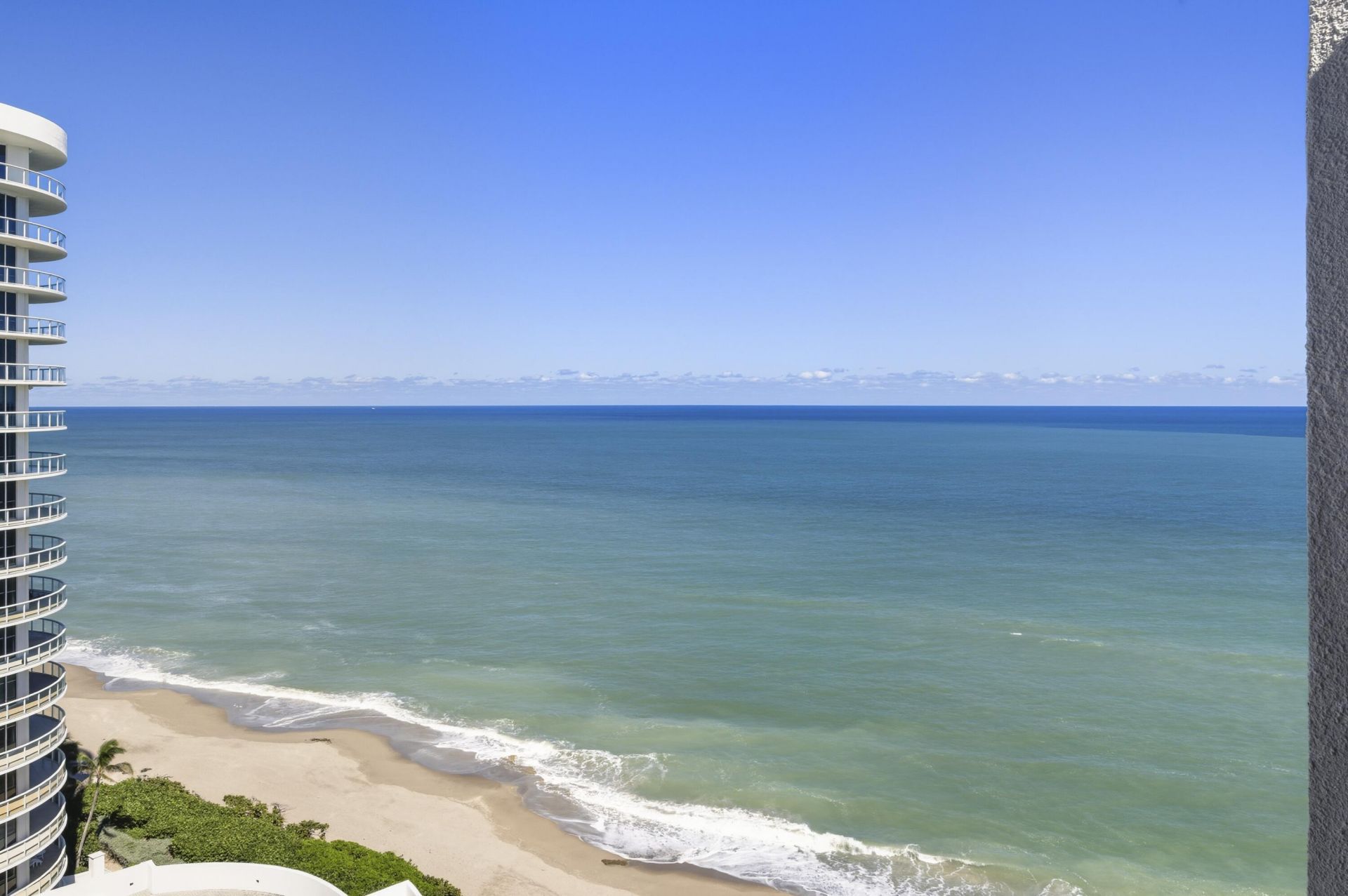 4200 N Ocean Drive, Unit 1-1705, Singer Island, FL 33404 Photo