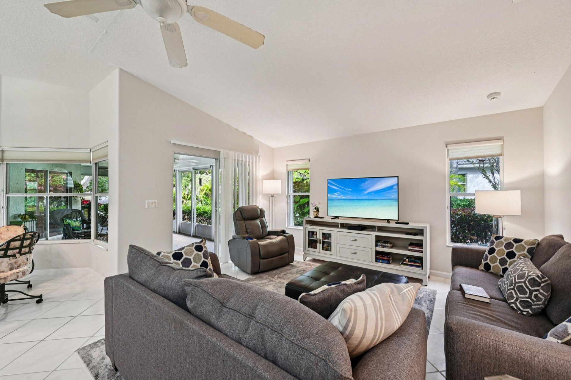 231 Sparrow Point, Jupiter, FL 33458 Photo