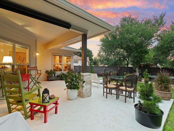 813 Lacey Oak CIR, Marble Falls, TX 78654