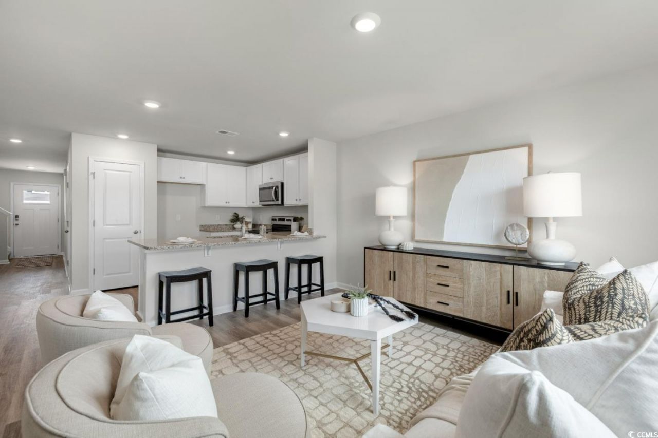 204 Bayou Loop Photo 8