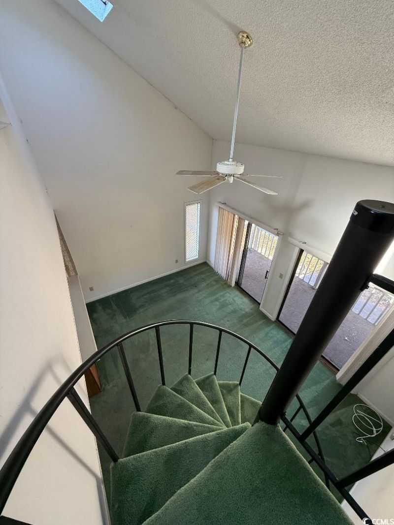 500 Fairway Village Dr. Photo 16