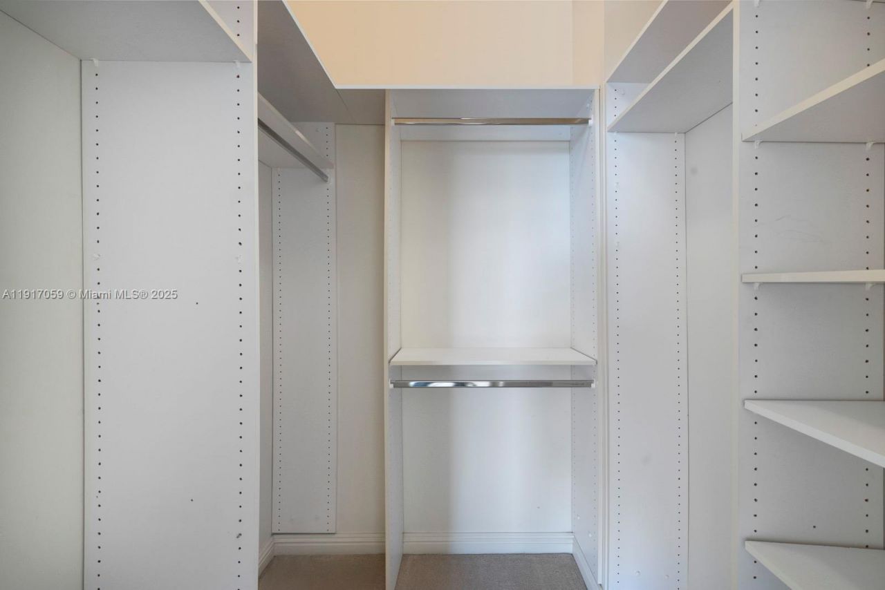 20281 E Country Club Dr, Unit 1009, Aventura, FL 33180 Photo