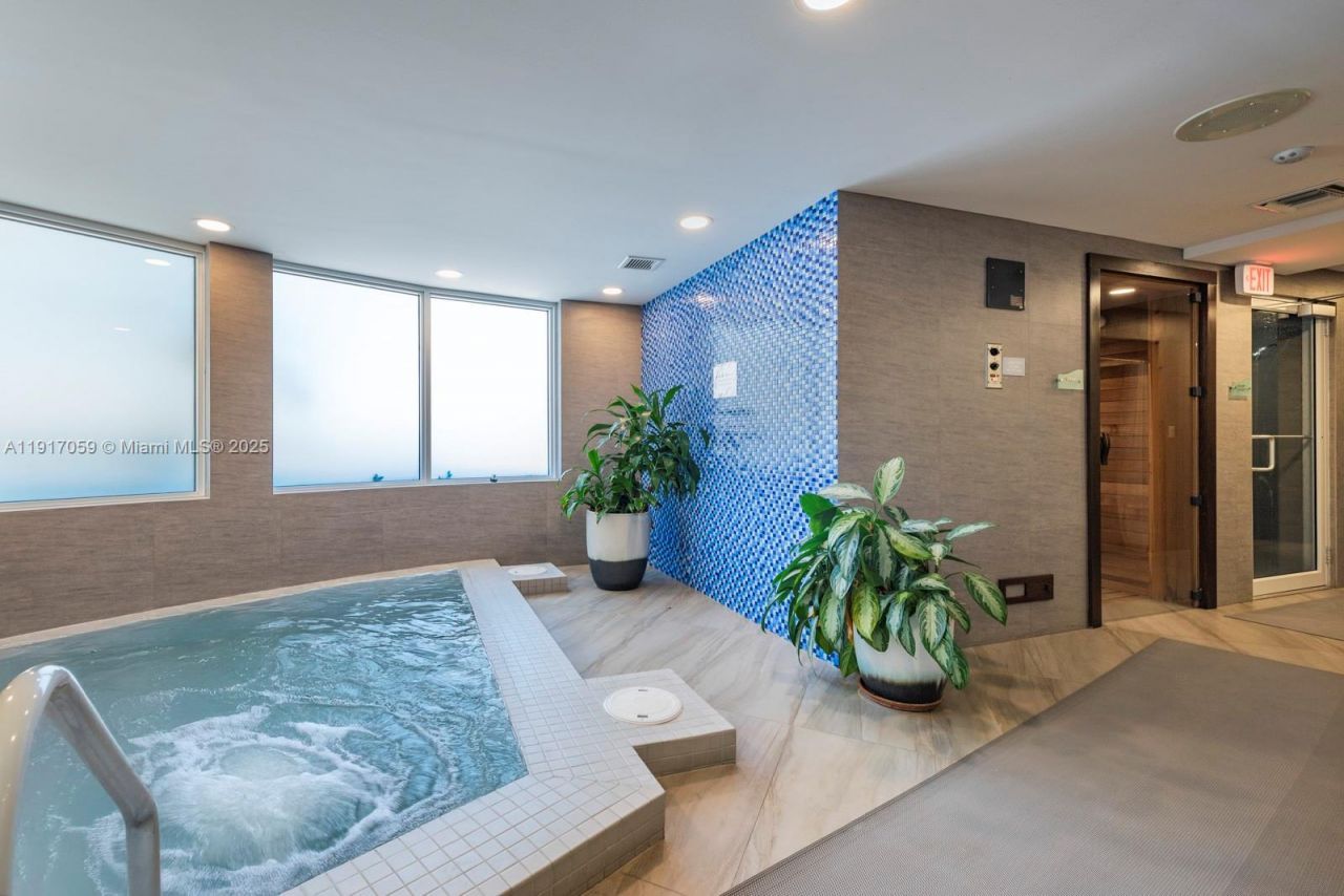 20281 E Country Club Dr, Unit 1009, Aventura, FL 33180 Photo