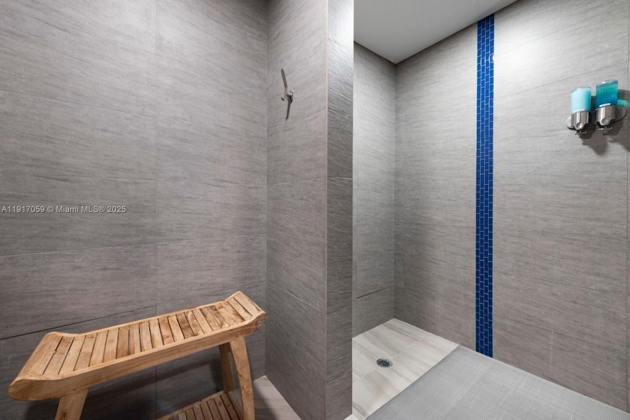 20281 E Country Club Dr, Unit 1009, Aventura, FL 33180 Photo