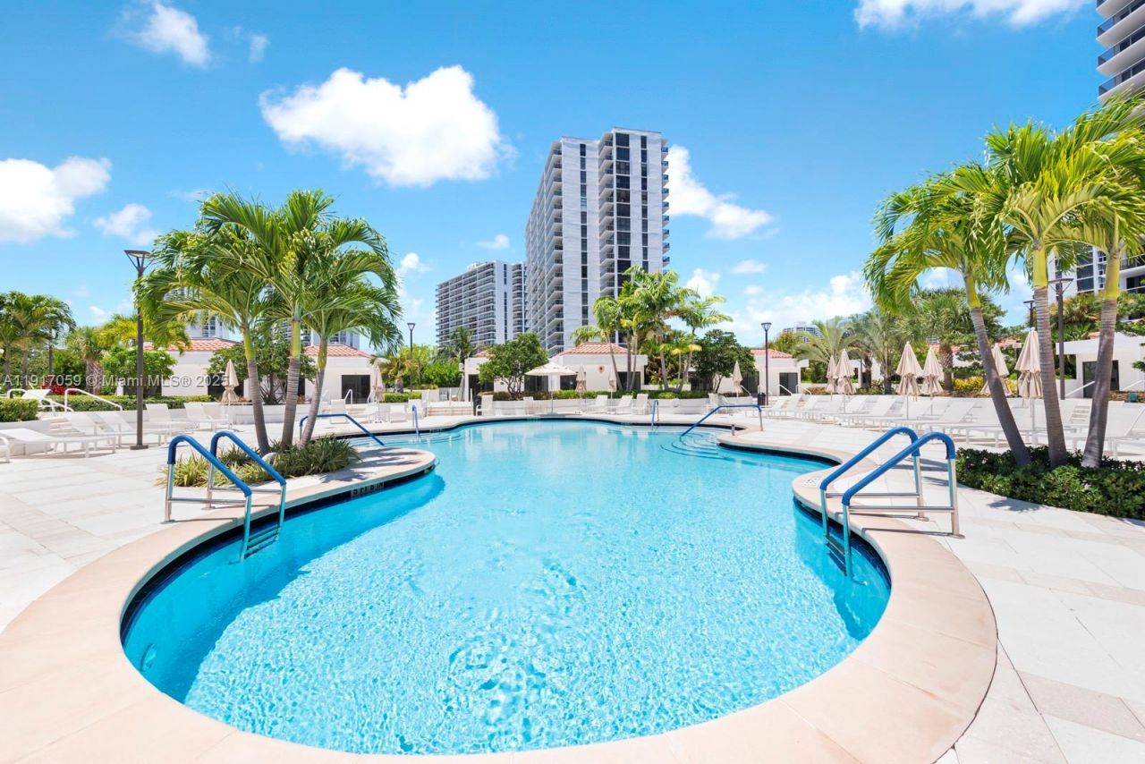 20281 E Country Club Dr, Unit 1009, Aventura, FL 33180 Photo