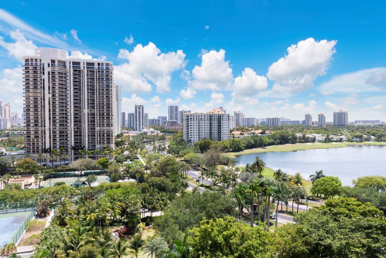 20281 E Country Club Dr, Unit 1009, Aventura, FL 33180 Photo