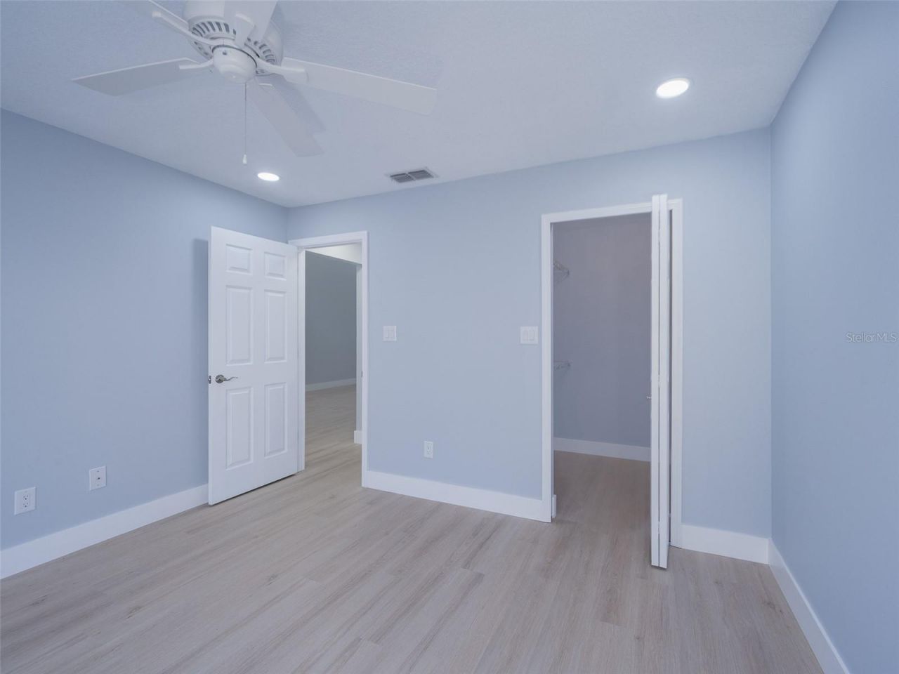 471 Meadowood Boulevard, Fern Park, FL 32730 Photo