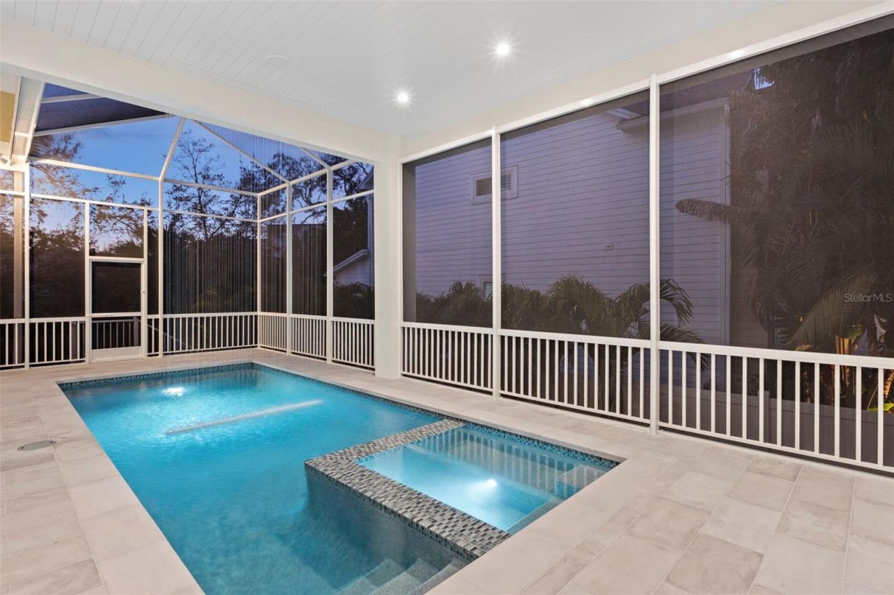 423 S Royal Poinciana Drive, Tampa, FL 33609 Photo