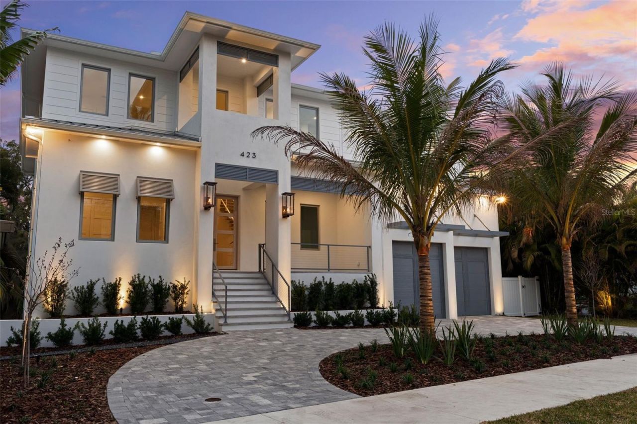 423 S Royal Poinciana Drive, Tampa, FL 33609 Photo