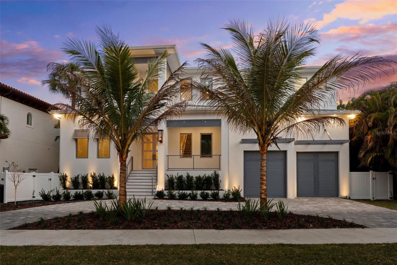 423 S Royal Poinciana Drive, Tampa, FL 33609 Photo