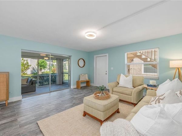 1549 Sandpiper ST, Unit 49, NAPLES, FL 34102