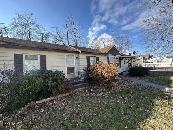 98 Point Breeze Road, Saratoga Springs, NY 12866