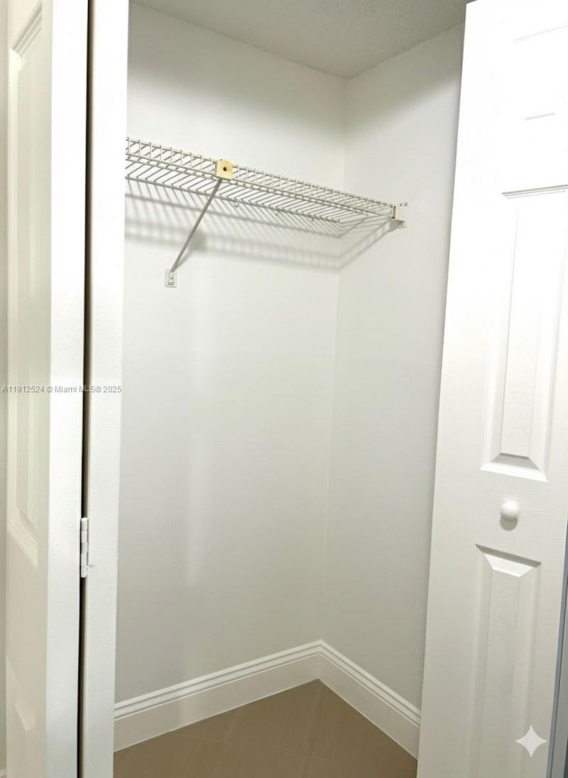 16531 Blatt Blvd, Unit 101, Weston, FL 33326 Photo