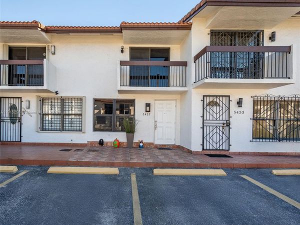 5437 W 21st Ave, Unit 51, Hialeah, FL 33016