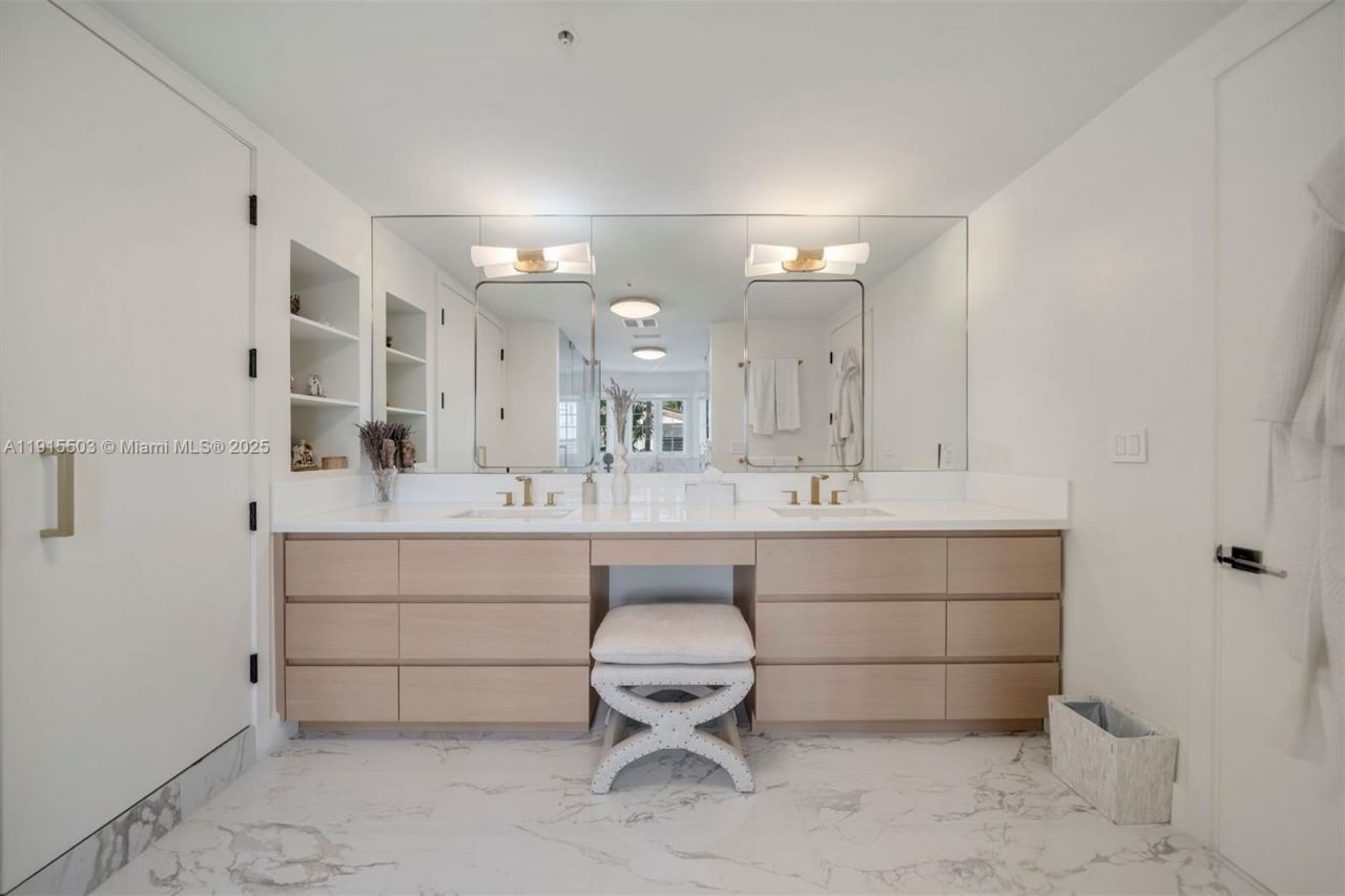 1413 Sunset Harbour Dr, Unit 208, Miami Beach, FL 33139 Photo