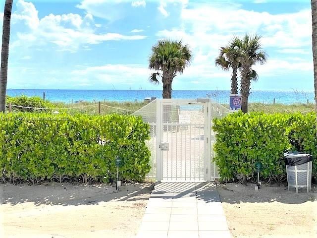 5005 Collins Ave, Unit 707, Miami Beach, FL 33140 Photo