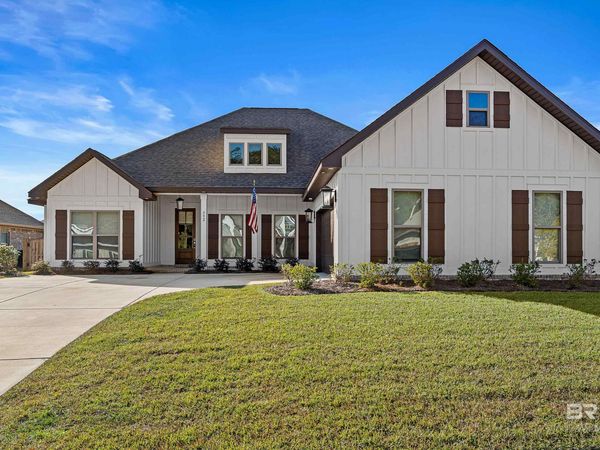 392 Garrison Boulevard, Fairhope, AL 36532