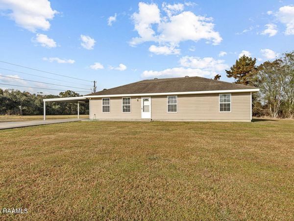 1026 Carmen Drive, St. Martinville, LA 70582