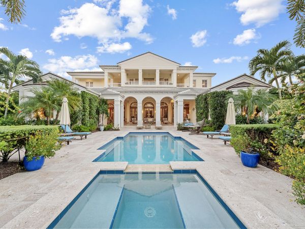 6968 SE Harbor Circle, Stuart, FL 34996