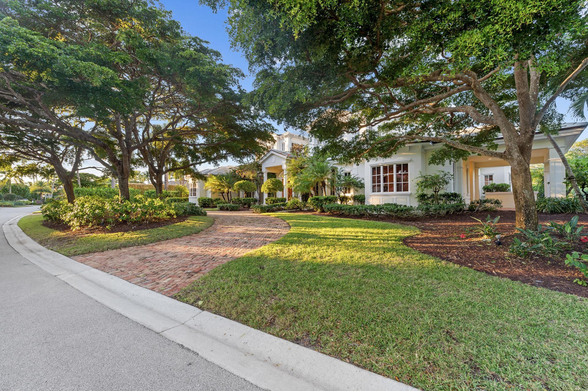 6968 SE Harbor Circle, Stuart, FL 34996 Photo