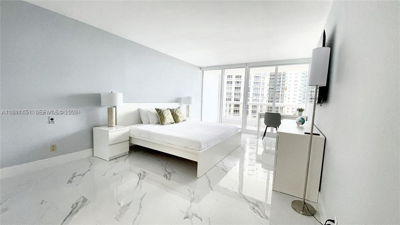 1717 N Bayshore Dr, Unit A-1950, Miami, FL 33132 Photo