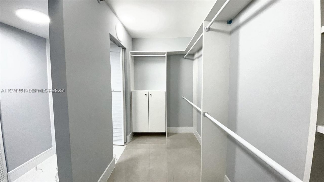 1717 N Bayshore Dr, Unit A-1950, Miami, FL 33132 Photo