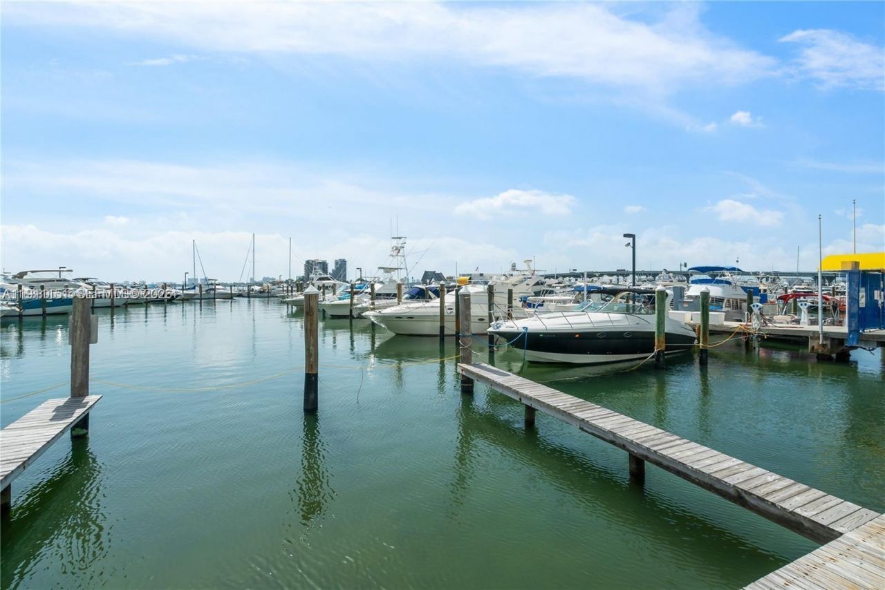 1717 N Bayshore Dr, Unit A-1950, Miami, FL 33132 Photo