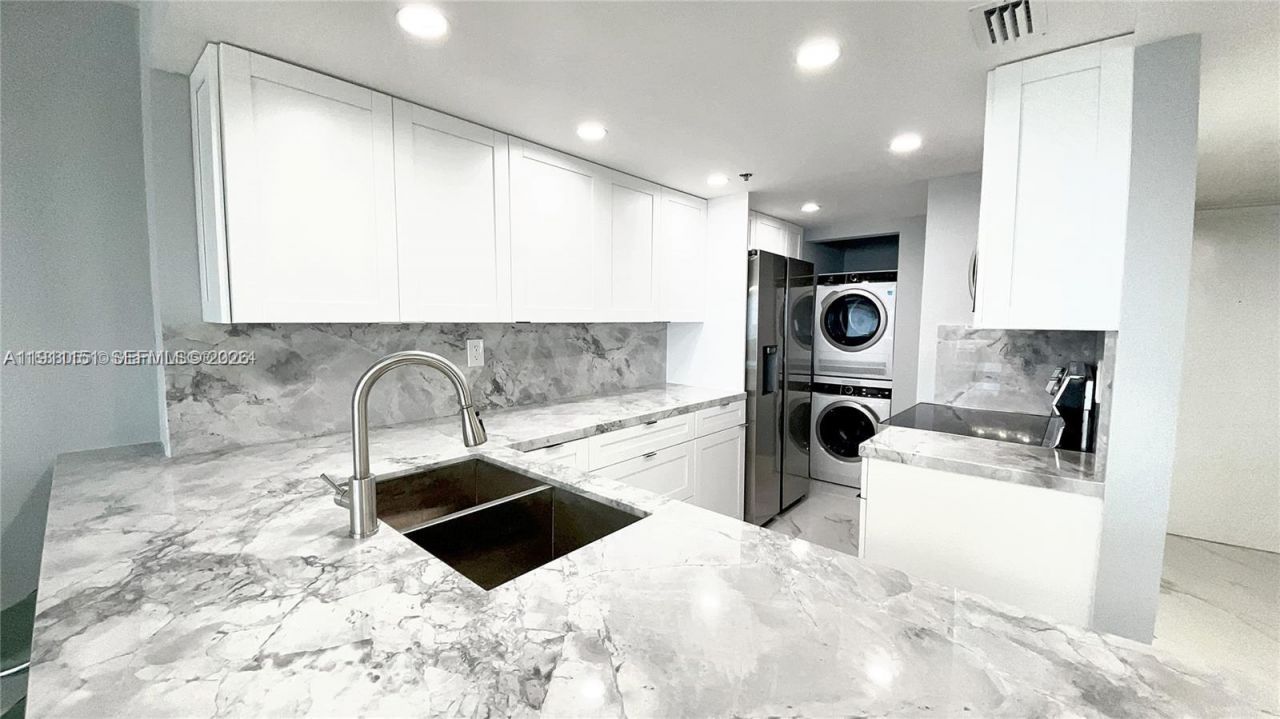 1717 N Bayshore Dr, Unit A-1950, Miami, FL 33132 Photo