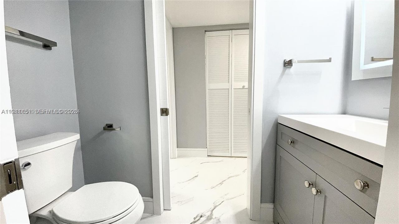 1717 N Bayshore Dr, Unit A-1950, Miami, FL 33132 Photo