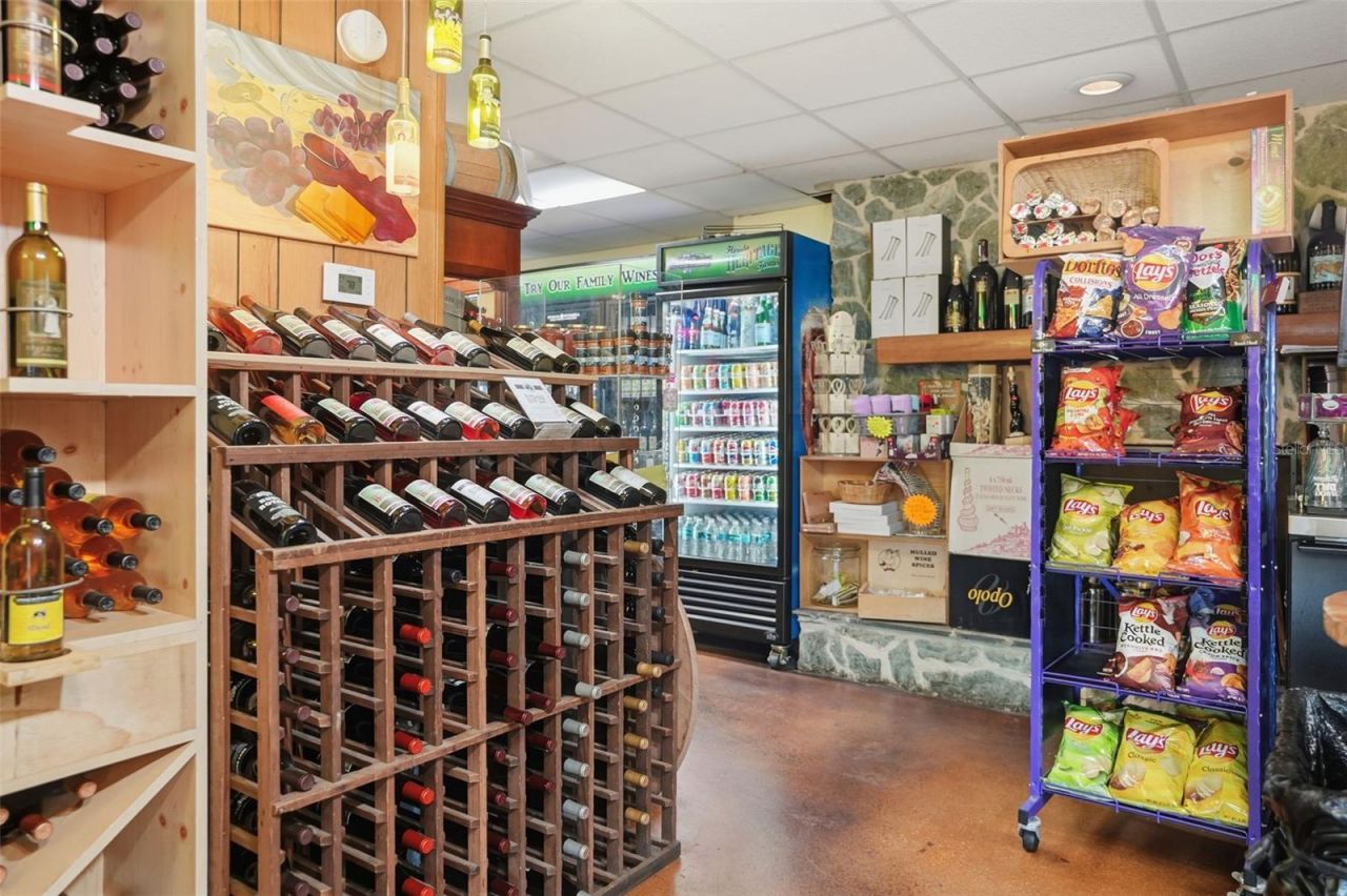 21509 Snow Hill Road, Brooksville, FL 34601 Photo