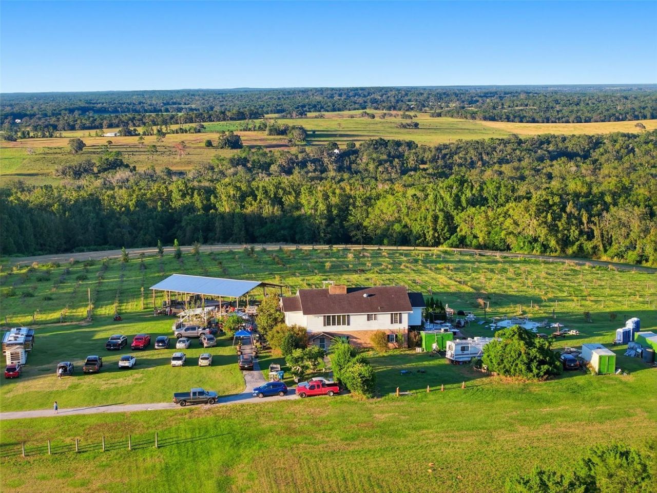 21509 Snow Hill Road, Brooksville, FL 34601 Photo